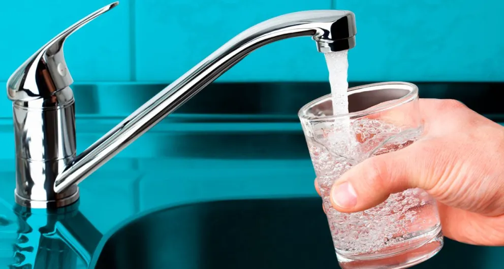 En la facturación de tasas, el municipio de Regina incluyó el cobro de agua y cloacas solo por el mes de enero. (Foto archivo)