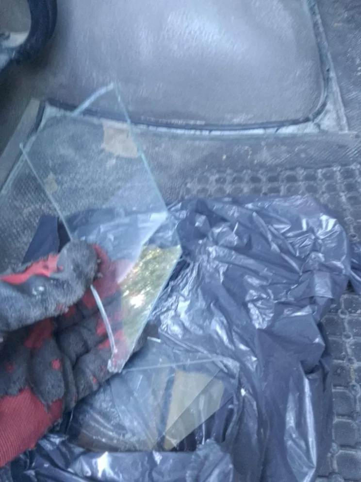 En varias oportunidades se encontraron elementos peligrosos en los residuos domiciliarios, ahora aplicarán multas. (Foto archivo)