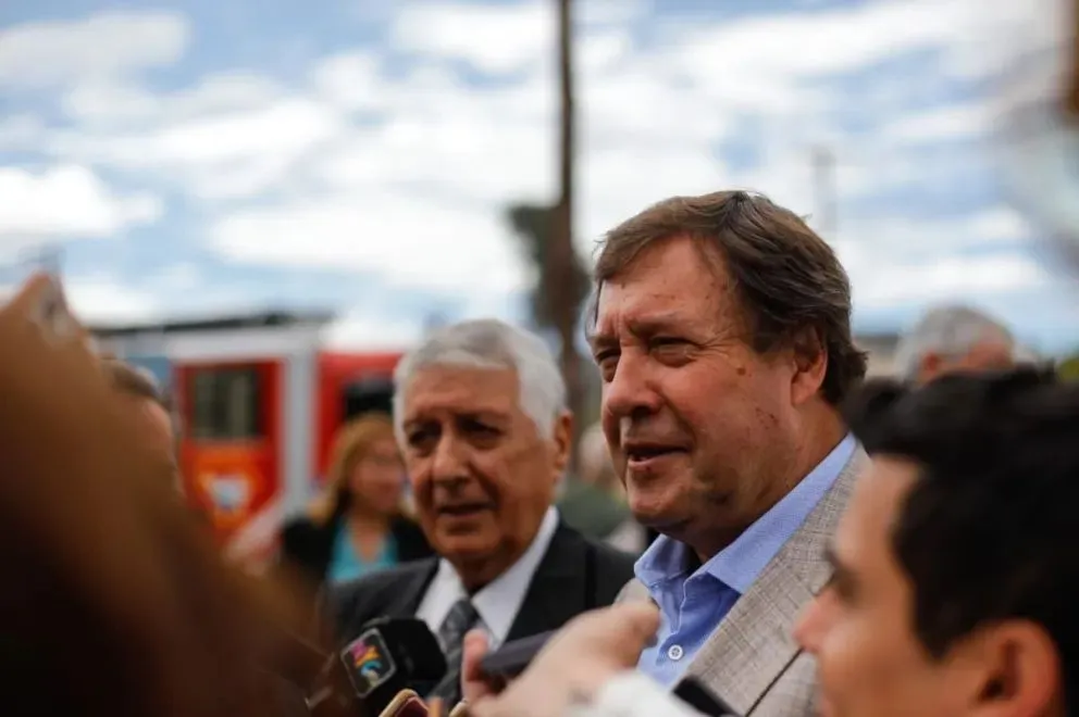 El gobernador Alberto Weretilneck estuvo presente junto al intendente de Dina Huapi, Hugo Cobarrubia / Fotos Matías Garay