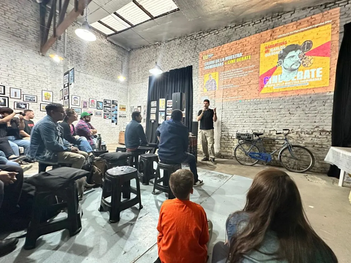 Marcos Qui&ntilde;ones presentando la propuesta del encuentro