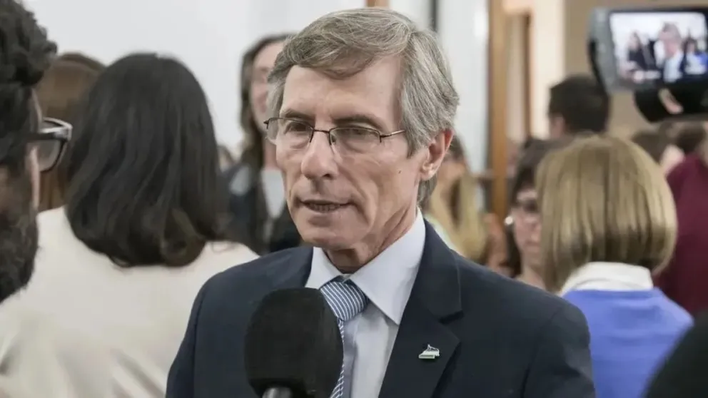 "Las ideologías son más una cuestión de fe que de razón” subrayó el Ministro de Gobierno. (Foto gentileza)