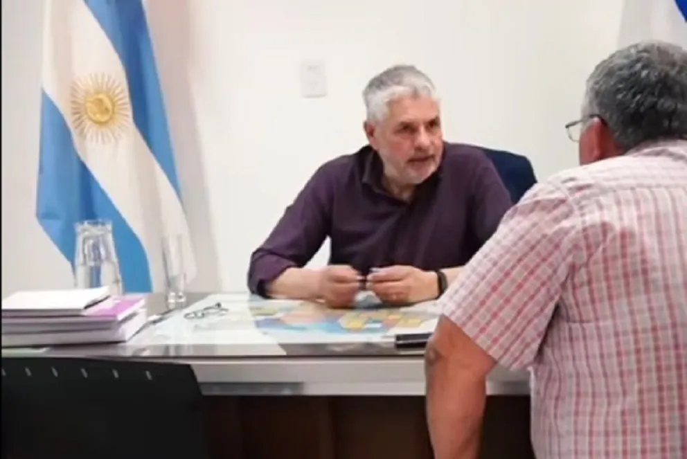 El intendente anunció que el 22 de enero se abren los sobres para la pavimentación de calles. (Foto archivo)