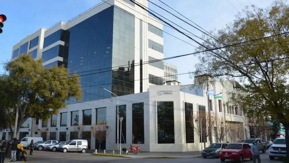 La iniciativa, promovida por el gobernador Alberto Weretilneck, fue aprobada por unanimidad. 