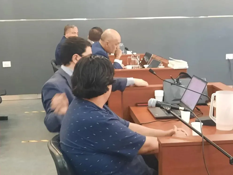 La audiencia duró dos horas, entre la confesión de Espinoza y el veredicto de los jueces. Tras la feria judicial se realizará la "cesura", en la que se le impondrá la pena.