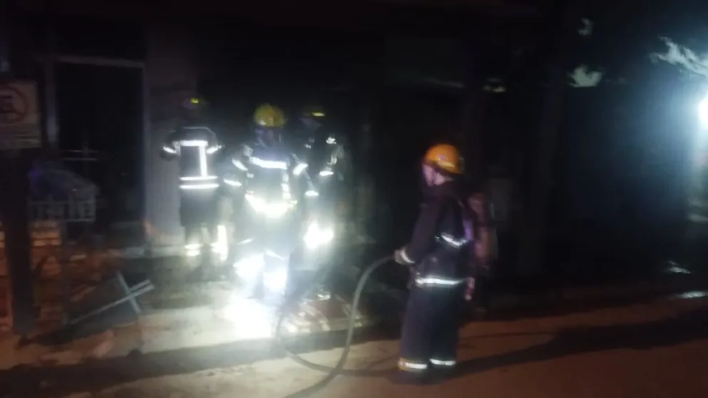 (Foto: Bomberos Villa Regina)