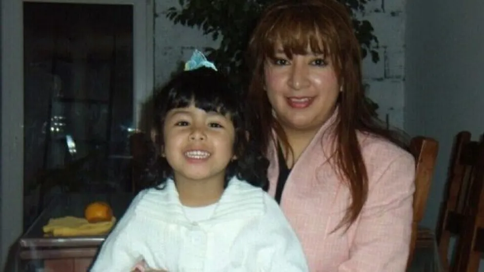 María Elena Delgado junto a Sofía Herrera.