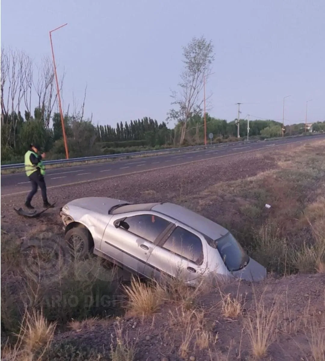 El hecho se registr&oacute; esta madrugada entre Villa Regina y Chichinales.
