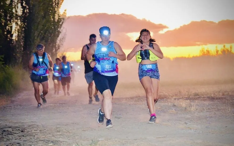 La competencia tendrá dos circuitos, serán por caminos rurales y senderos junto a la costa del río Negro. Foto Municipio IH (archivo).