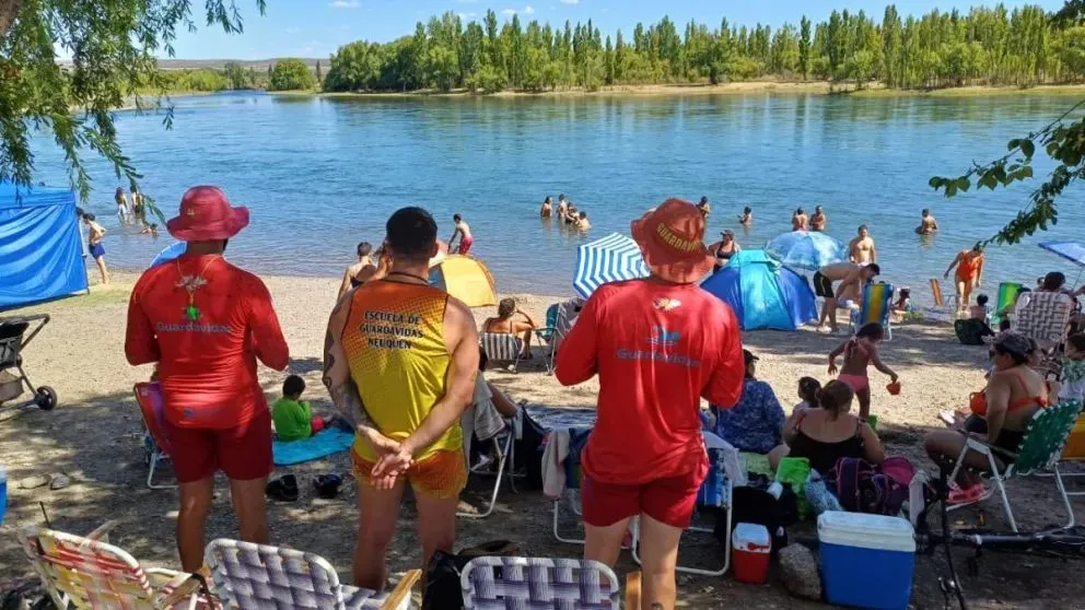 Se registraron distintos tipos de incidentes por no respetar las normas de los balnearios. (Foto Municipalidad de Neuquén)