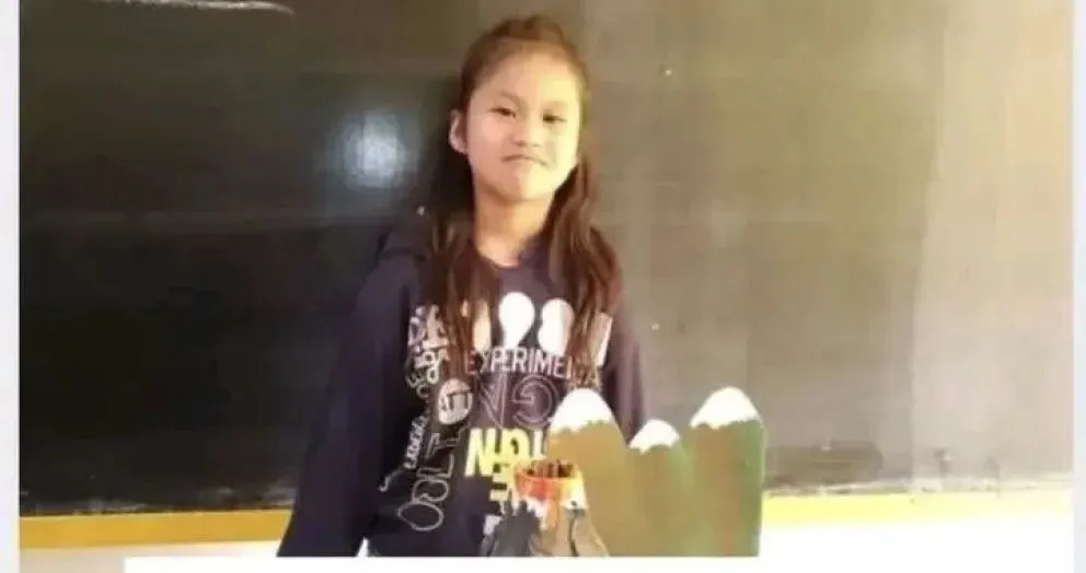 Y&eacute;ssica, de nueve a&ntilde;os, fue arrastrada por las aguas del Limay el martes pasado (Foto archivo). 