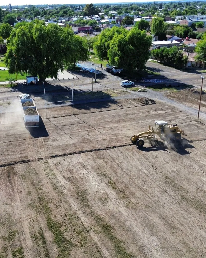 El trabajo se concentró en el Punto Limpio y en la cancha de fútbol. 