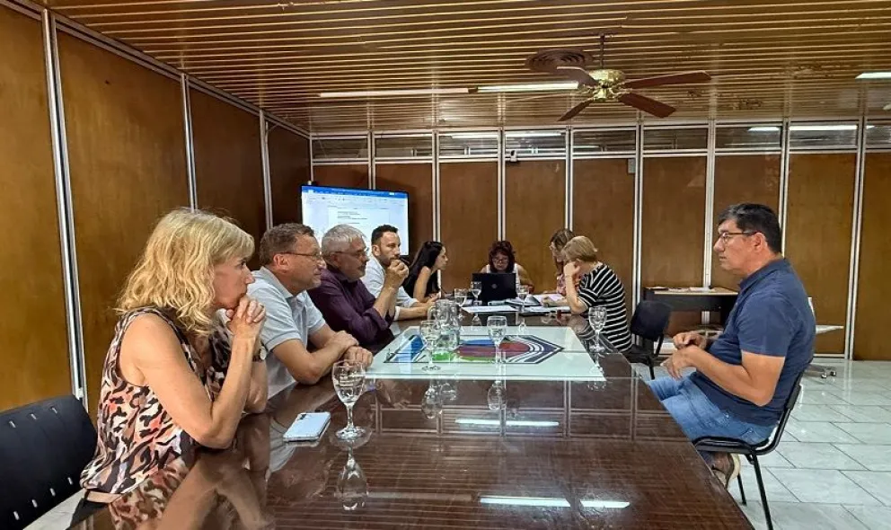 Hoy se realizó la apertura de sobre con propuestas económicas. (Foto gentileza)