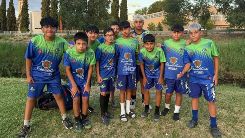 "Es una experiencia linda para los chicos, tienen la posibilidad de conocer a otros que también les gusta el deporte y se divierten".