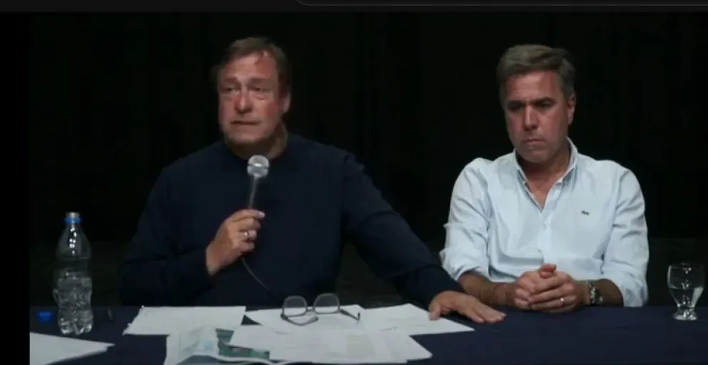 Weretilneck brindó detalles del daño del paso del fuego junto al intendente de El Bolsón, Bruno Pogliano