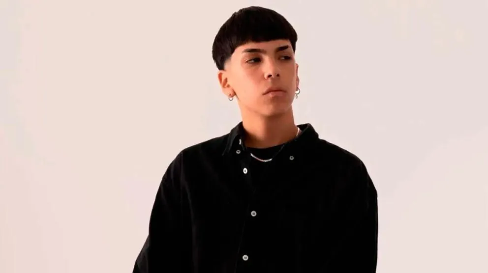 El joven rapero pidió a sus fans que se retiren pacíficamente del lugar para evitar que la policía reprimiera.