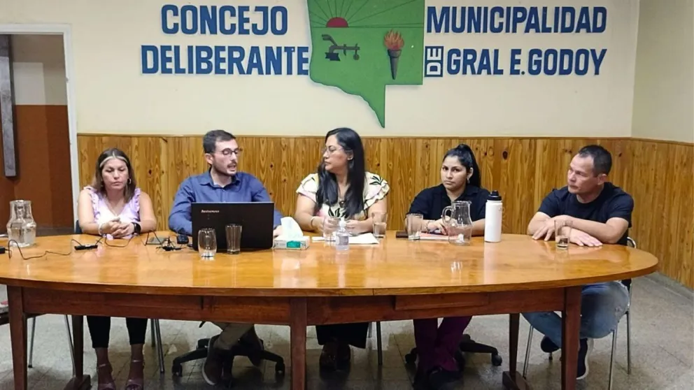 Se renovarán las bancas de Milagro Chirino y Valeria Vega (foto archivo).