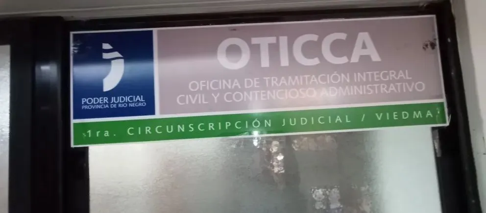 Si no deposita le pueden embargar los sueldos.