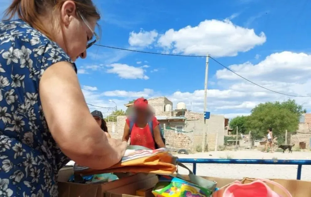 Se trasladan a diferentes barrios con el único objetivo de tender una mano.