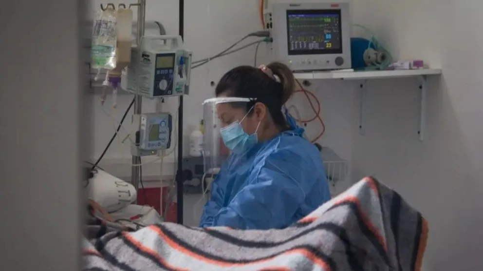 El virus terminó con la vida de la vecina barilochense en menos de 2 días. (Foto de archivo: Facundo Pardo)