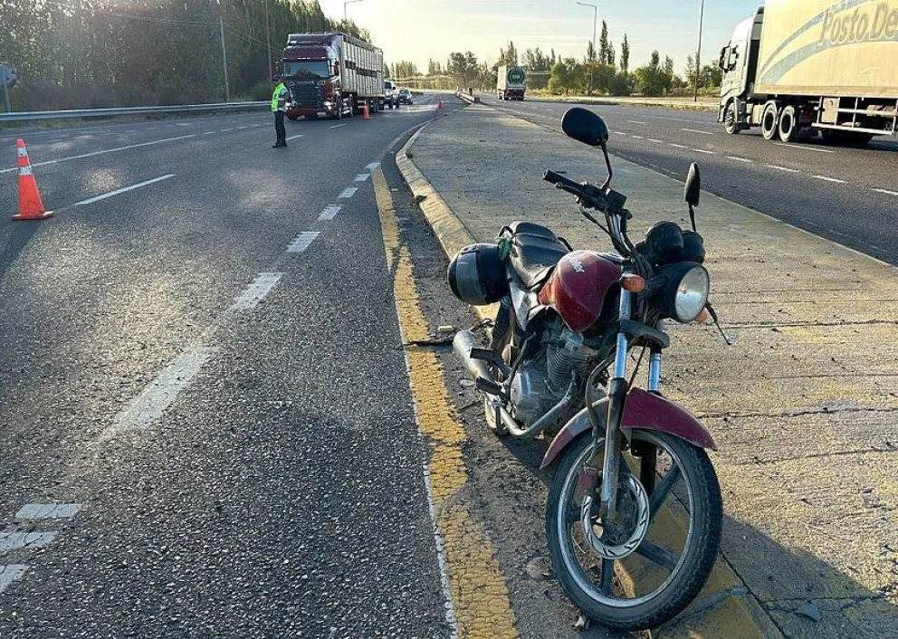 En ese punto de la Ruta 22 ya hubo otros dos hechos de tránsito en los últimos meses (foto gentileza FM Puerto)