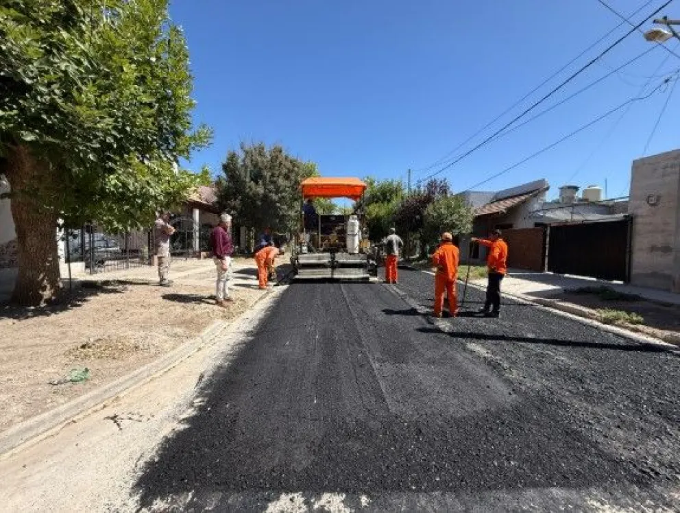 Ayer se comenzó con dos cuadras y hoy se ejecutará la tercera. 