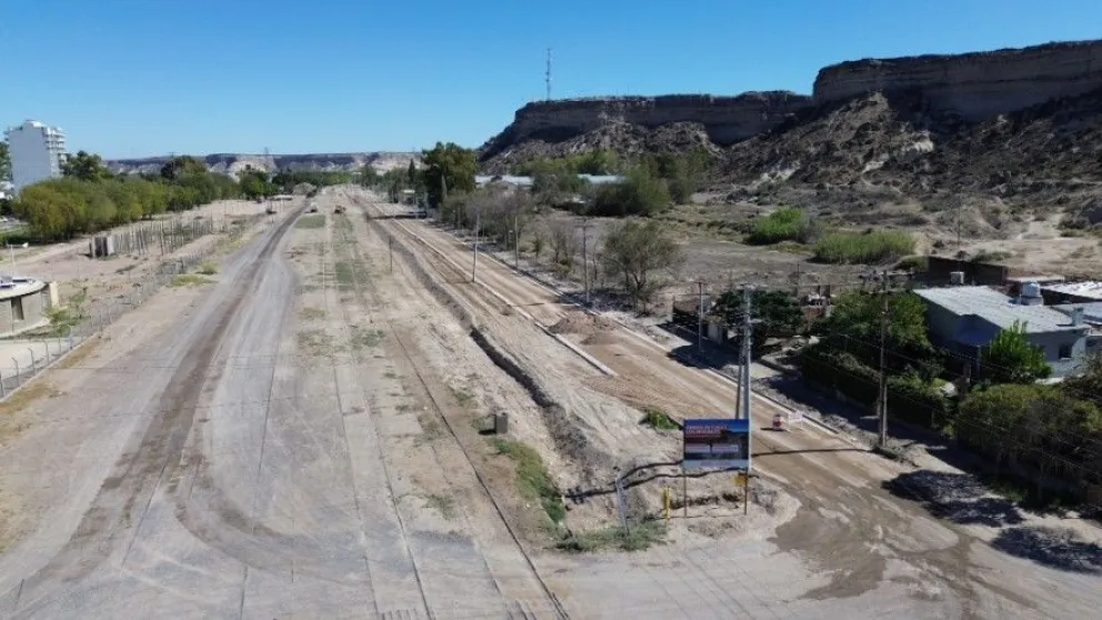 De no mediar inconvenientes la obra que comenz&oacute; en diciembre finalizar&iacute;a en mayo (foto Gobierno RN).