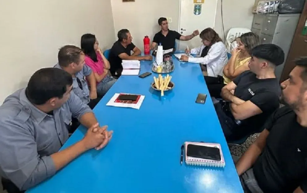 El intendente encabezó una reunión del Comité de Emergencias Municipal. (Foto gentileza)