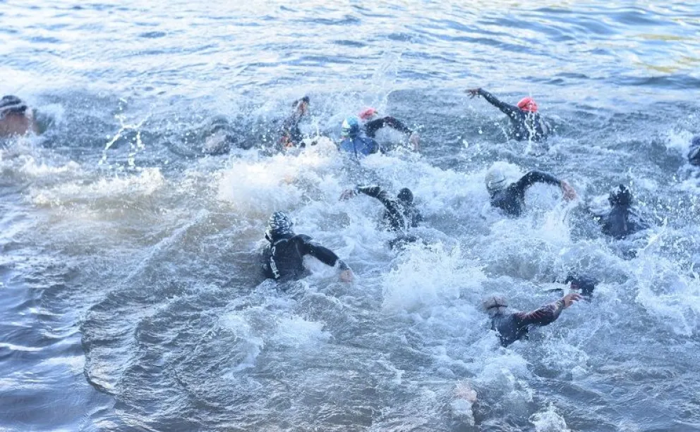La competencia tendrá un tramo de natación en el canal principal de riego. (Foto archivo)