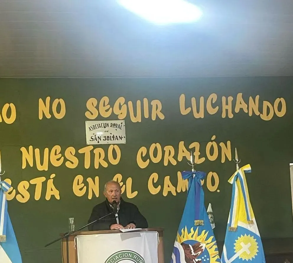 Pronunciamiento de Castagnani en Santa Cruz.