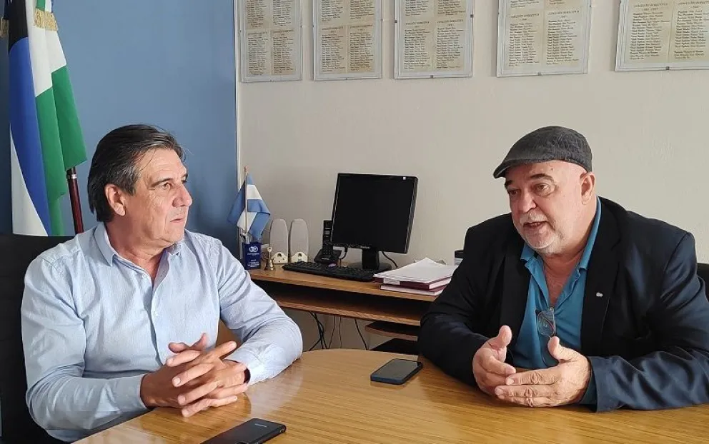 Miguel Grasso y Wálter Sequeira sostuvieron que la provincia escuchó a los usuarios del servicio eléctrico. (Foto gentileza)