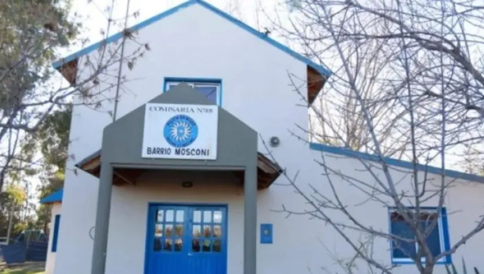 Todo pasó en la madrugada de este domingo, después de las 2 en barrio Mosconi. (Foto: ANRoca)