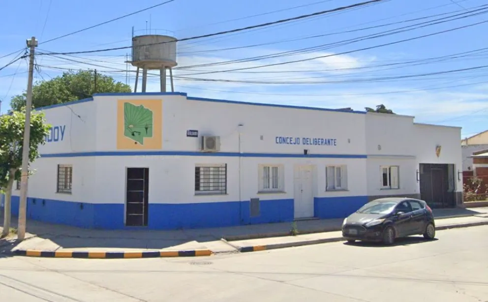 Dos bancas estarán en juego en las elecciones del domingo en General Enrique Godoy. (Foto archivo)