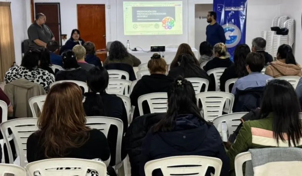 Este lunes se realizó el primer encuentro para establecer el protocolo ante emergencias. (Foto gentileza)