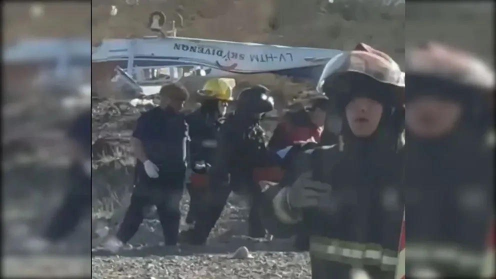 Bomberos Voluntarios de Allen, trabajaron en el lugar.
