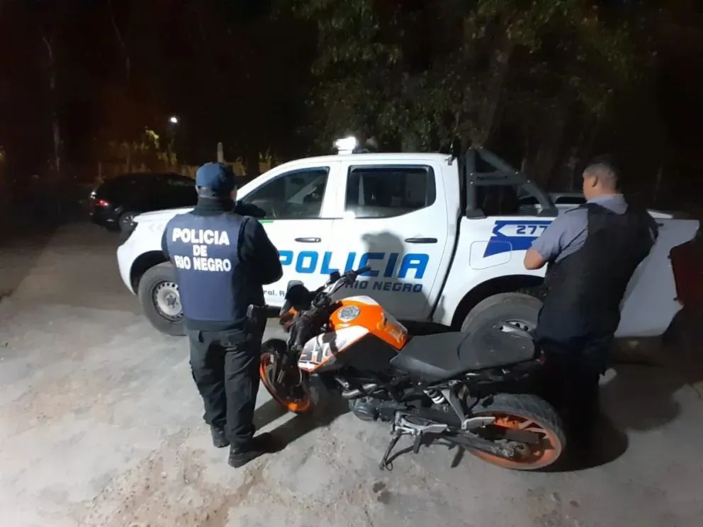 La valiosa moto fue incautada y ahora intentan encontrar a su dueño. Foto (ANRoca)