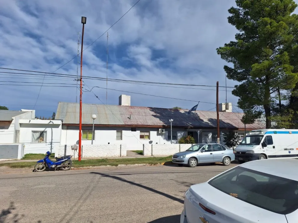 Uno fue trasladado al hospital de Chichinales, el otro al nosocomio de Regina. Foto archivo.