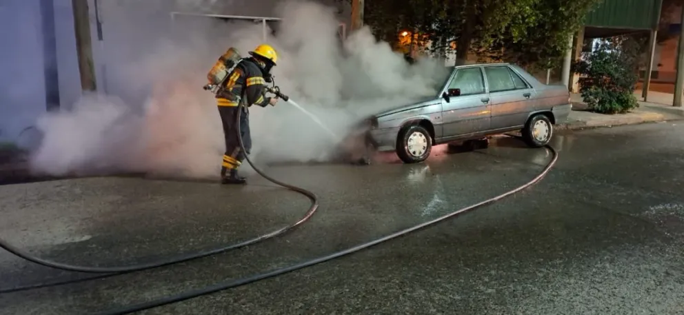 Los toques de sirena se emitieron esta madrugada (Foto bomberos VR).