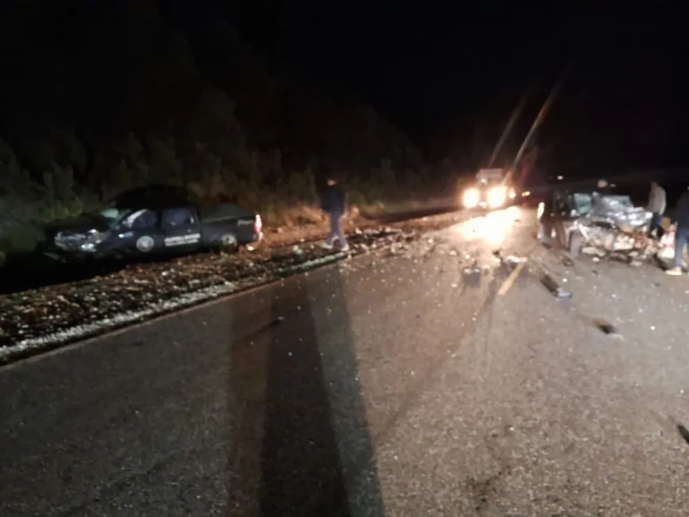 El accidente ocurrió en la noche del jueves a la altura del kilómetro 2077 de la Ruta 40, conocido como Paso Cohiue (Foto gentileza).