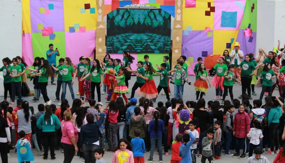 La celebración se hará en el polideportivo Cumelen. (Foto archivo)