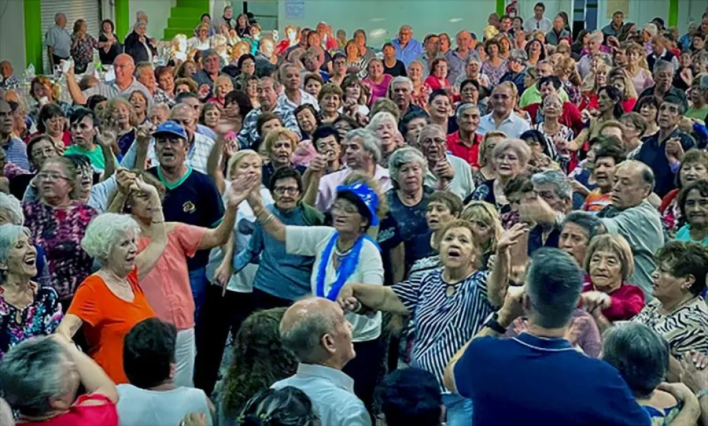 El domingo se realizará el Abuelazo en Ingeniero Huergo. (Foto archivo)