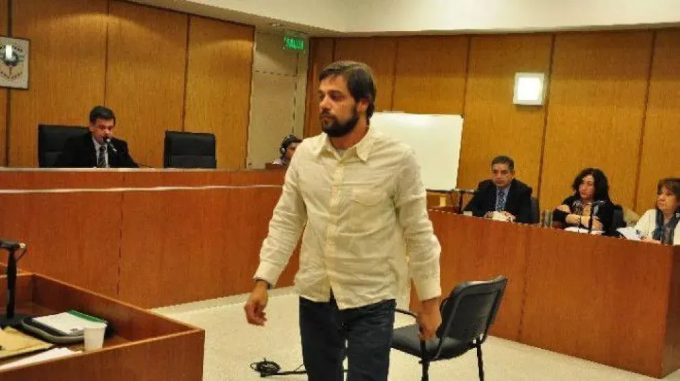Jorge Chechile fue condenado por el homicidio de Paola Acuña en 2012. Nunca cumplió la pena. La orden de captura sigue vigente desde 2014. Foto (ANR)