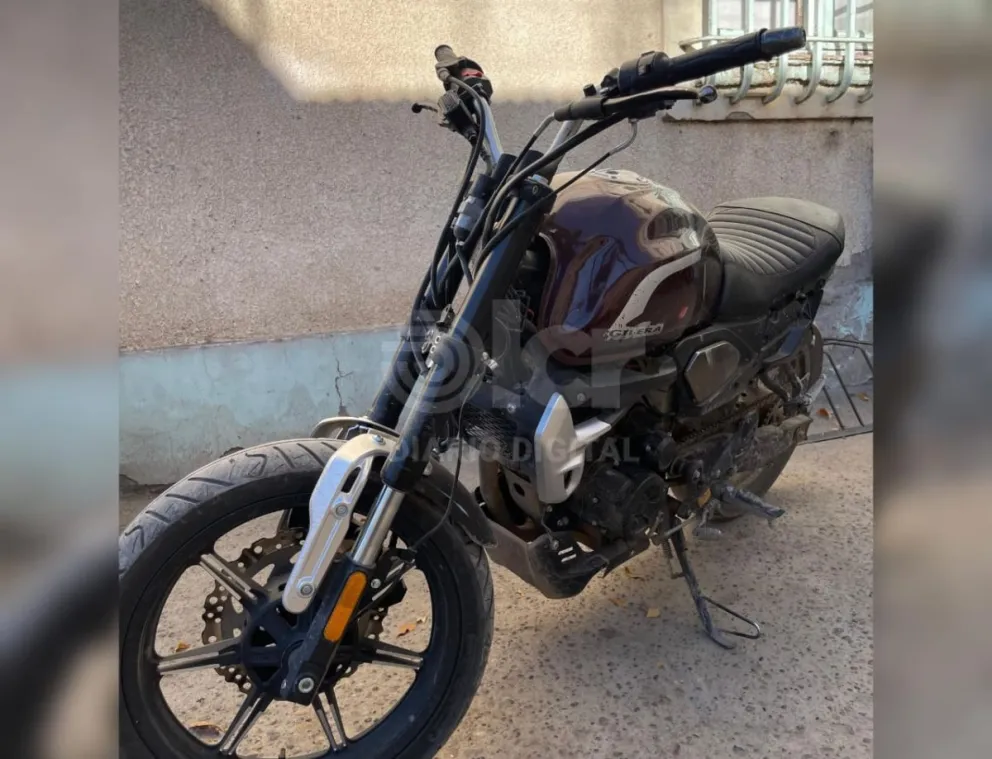 La persecución se inició en horas del mediodía de ayer y concluyó en Villa Alberdi. 