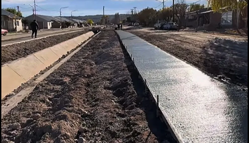 En total se construirán 600 metros de veredas perimetrales. (Foto gentileza)