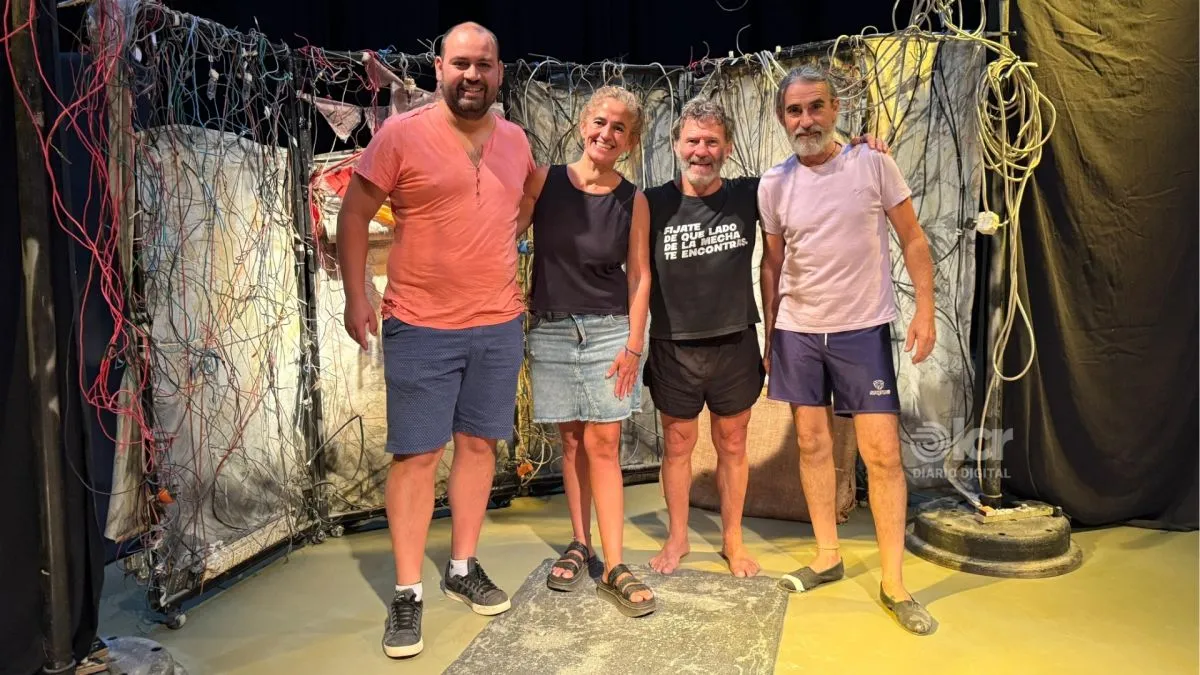 "La Masa Neutra" - La Hormiga Circular en el ciclo "El teatro 