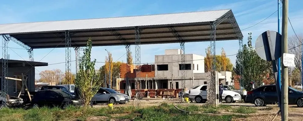El allanamiento fue en la calle Alsina, muy cerca del puente de ruta 6, cerca de los los galpones de San Formerio.