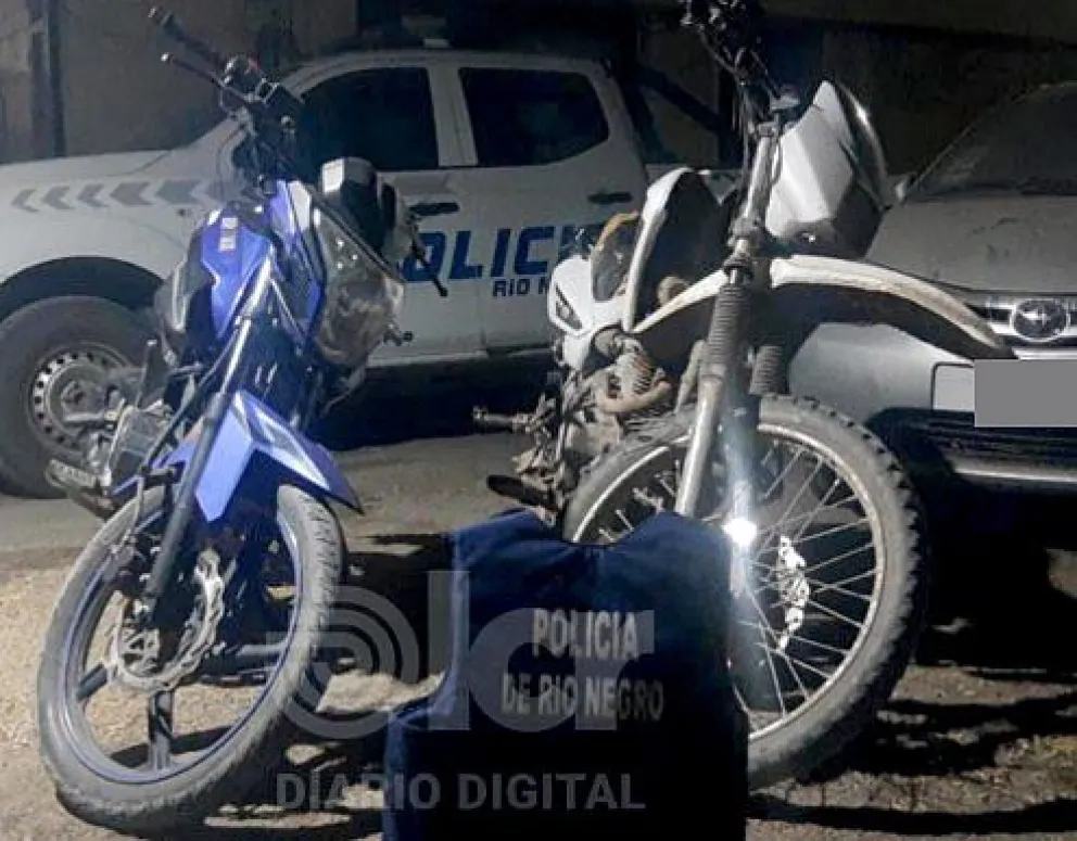 Las motos fueron secuestradas en controles que se hicieron en calle Sarmiento y en Irigoyen (Foto gentileza Policía RN).