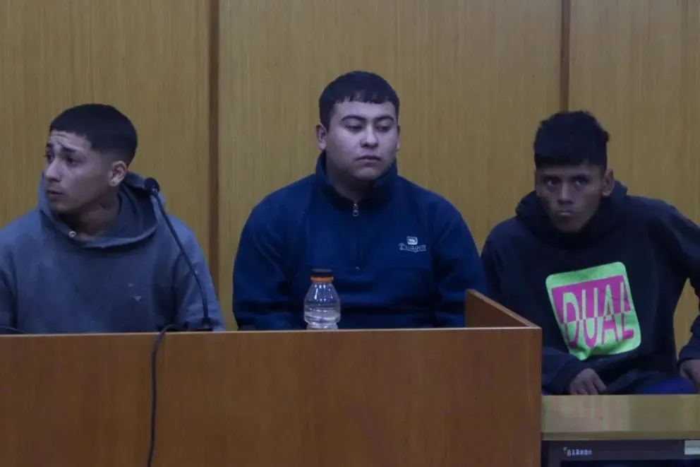 Los tres acusados tienen entre 18 y 20 años. Foto. Tania Domenicucci. ANRoca