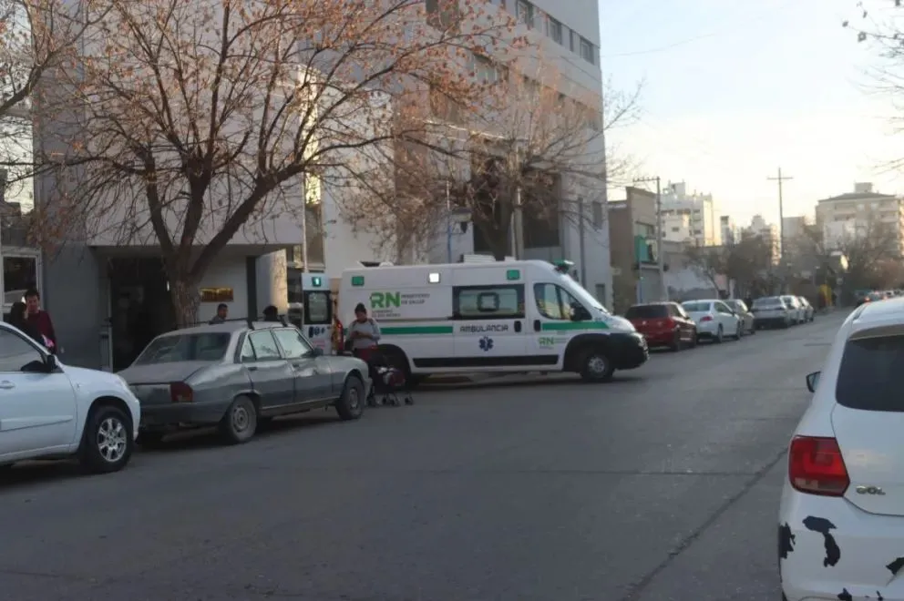 Este martes fue derivado a la Clínica Roca, donde permanece en coma inducido. (Foto Tania Domenicucci-ANR)