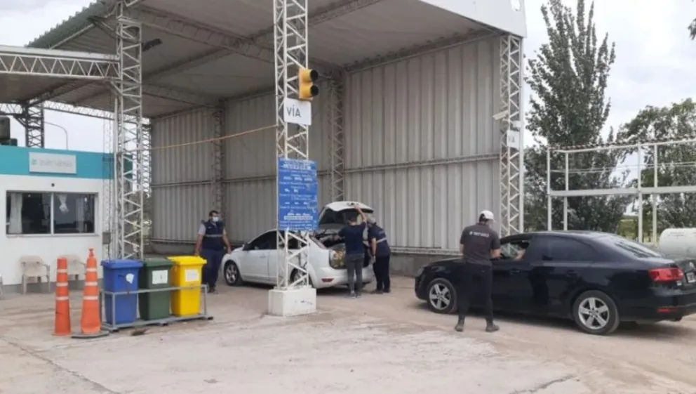 El concejal de la localidad pampeana escapó al control del Senasa en 25 de mayo; fue interceptado en Catriel. (Foto: Cipo360)