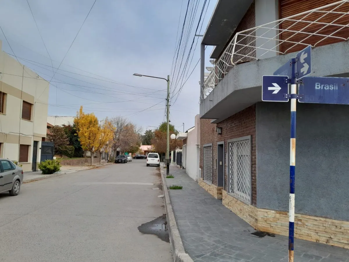 A mediados de mayo se aprob&oacute; que calle Uruguay sea &uacute;nica mano en sentido oeste-este.